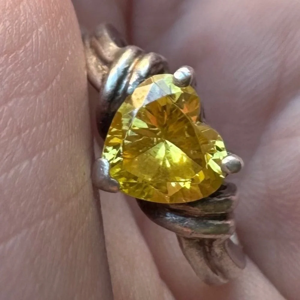 Vintage Sterling Silver Yellow Heart Shaped Citrine Stone Statement Ring Dainty